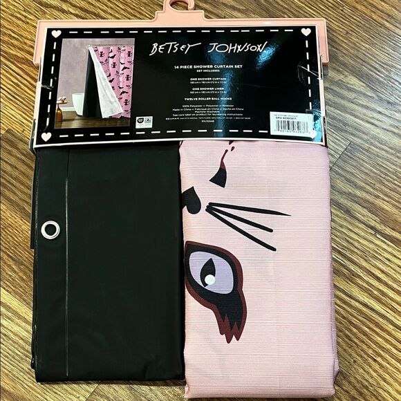 Betsey Johnson Pink and Black Cat Shower Curtain Set - Picture 1 of 4